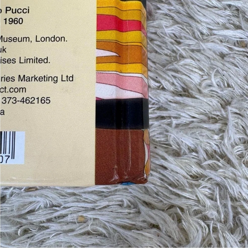 Emilio Pucci Vintage Notebook Tie Print Victoria &‎ Albert Museum Geometric